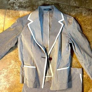 Liz Claiborne Audra searsucker suit size small